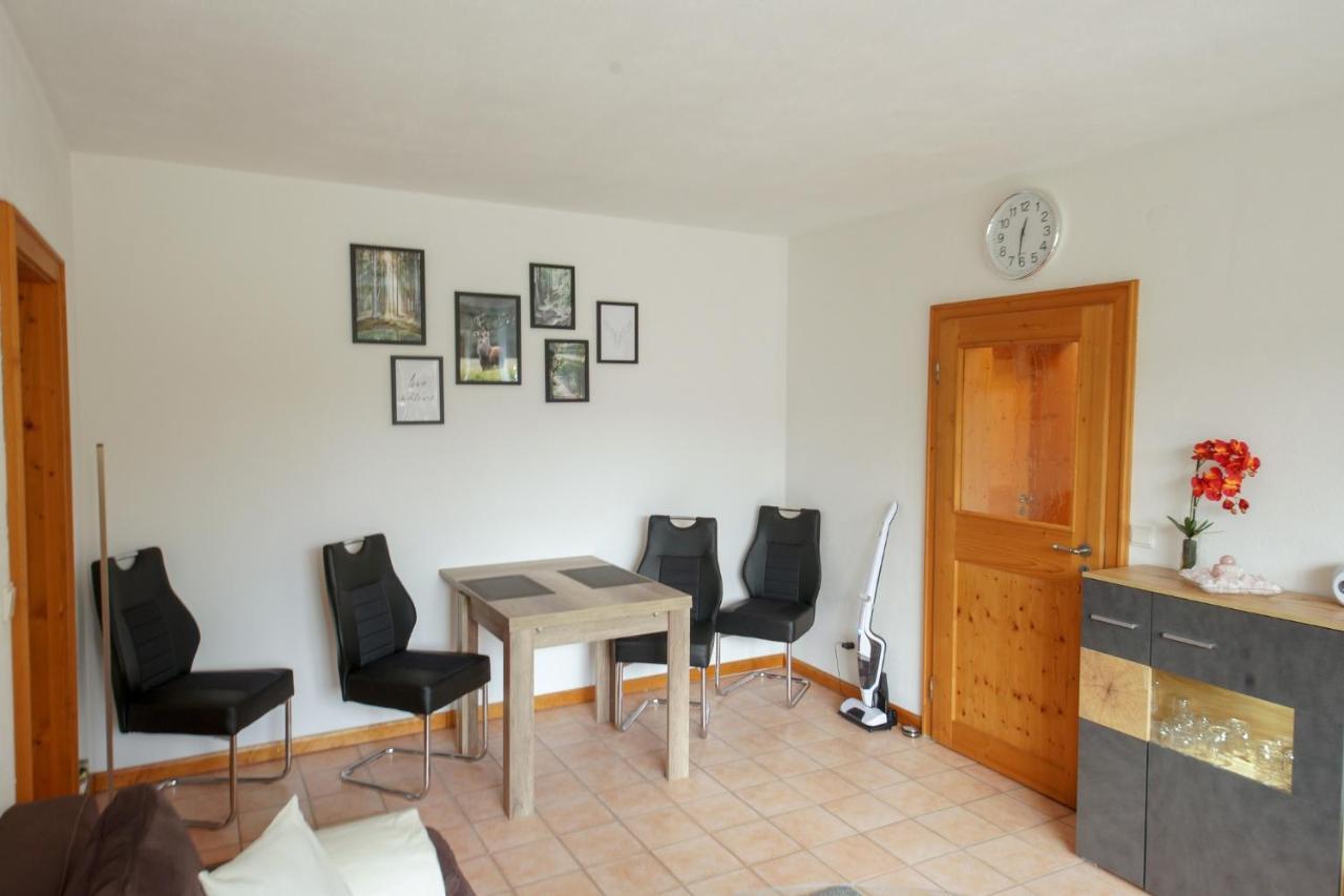 Appartement Idyll Im Gruenen à Bad Alexandersbad Extérieur photo